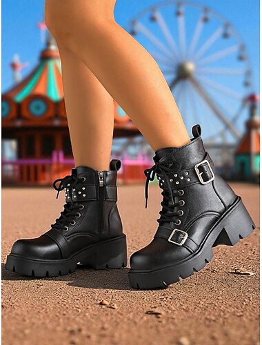  Bottines motardes noires pour femmes – bottines à plateforme à lacets en similicuir avec boucles et clous, talons épais pour un style streetwear gothique, des tenues d'automne et des looks de festival