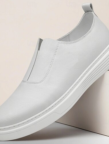  Weiße Slipper aus Leder für Herren – minimalistisch und bequem, geeignet für vielbeschäftigte Berufstätige im Büro und in der Freizeit