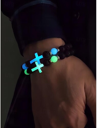  Pulsera de cruz que brilla en la oscuridad para hombre: cuentas de fluorita y roca volcánica, ajustable, perfecta para Halloween y ropa informal.