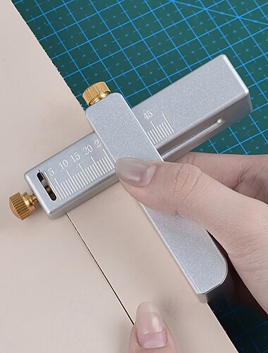 Women's Belt Cutting Men's Belt Cutting Shoulder Strap Cutting Bag Strap Leather Strip Cutting High-quality aluminum alloy material Suitable for handmade DIY Leather Strip Cutting Leather