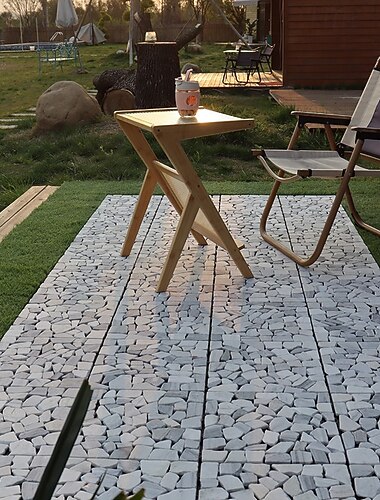  プレミアムセルフレイディング木製プラスチック床屋外パティオバルコニー中庭の装飾天然石の外観、耐腐食性、滑り止め、簡単な組み立て