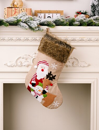  Julestrømpe tegneserie julenissen snømann design luksuriøs plysj feriesokke gavepose til julegaver hjem peis festlig fest sesongdekorasjon tilbehør