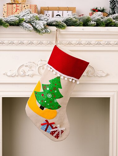  Julestrømpe tegneserie reinsdyr julenissen kreativ ferie sokker gavepose til julegaver hjem peis festlig fest sesongdekorasjon tilbehør