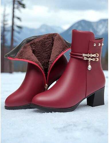  Γυναικεία καφέ ζεστά μποτάκια μέχρι τον αστράγαλο με επένδυση από τεχνητή γούνα και τακούνι, κομψά και άνετα για χειμερινή και casual εμφάνιση.