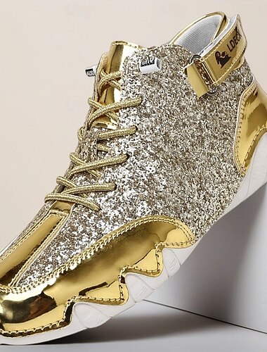 Herresneakers i gull og hvitt med skinnende detaljer – stilige og dristige, perfekte for fester, moteriktige kvelder og trendy antrekk   Herresneakers i gull og hvitt med skinnende detaljer – stilige og dristige, perfekte for fester, moteriktige kvelder og trendy antrekk