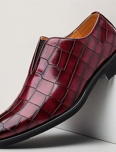  herresko i burgunderfarget slip-on – formelle loafers med krokodillemønster og klassisk lav hæl for forretningskontor, bryllup og kveldsfester