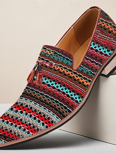  Mocassins en daim multicolore pour homme – chaussures habillées à enfiler avec pompons rayés pour fêtes, spectacles et tenues de soirée