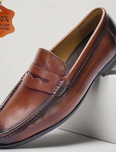  mocassins masculinos de couro marrom com design clássico de bico fino, estilo formal para profissionais de escritório e ocasiões de casamento