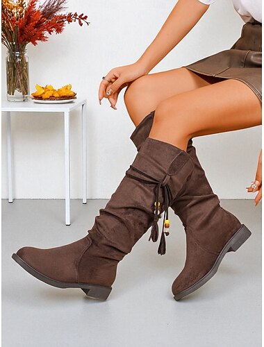  حذاء طويل حتى الركبة للنساء من الكاكي مع تفاصيل شرابة - حذاء شتوي كاجوال من الجلد الصناعي للارتداء اليومي والمهرجانات