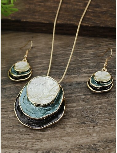  طقم نسائي بوهيمي مكون من قلادة متعددة الطبقات وأقراط متدلية - تصميم صدفي قزحي الألوان، مجوهرات مميزة للمناسبات غير الرسمية والحفلات