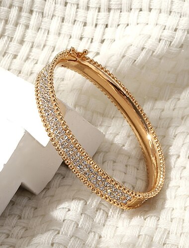  Kuutiomainen zirkonium Vintage-tyyli Perinteinen Aakkosen muoto Muoti Yksilöllinen Yksinkertainen muodikas Kromi Rannekorun korut Hopea / Kulta Käyttötarkoitus Häät Juhla Kihlaus Tanssiaiset