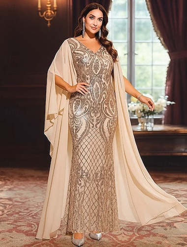  Tuubi Kokopitkä Muodollinen mekko Iltapuku Overhameen mekko Puolihiha V kaula-aukko Tyylikäs Vintage Luksus Muodollinen Paljetein koristeltu Polyesteri Morsiammen äidin asu kanssa Paljeteilla