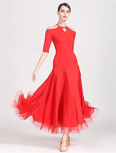  Červené šaty na společenský tanec pro ženy - šaty s odhalenými rameny, výstřihem do klíčové dírky a tylovým lemem na soutěže, latinskoamerické a taneční akce