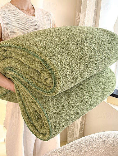  厚手のミルクベルベットフリースブランケット、柔らかいコーラルフリースのお昼寝用ブランケット、家庭用のハーフシェルパプラッシュブランケット、心地よく暖かい冬のスロー