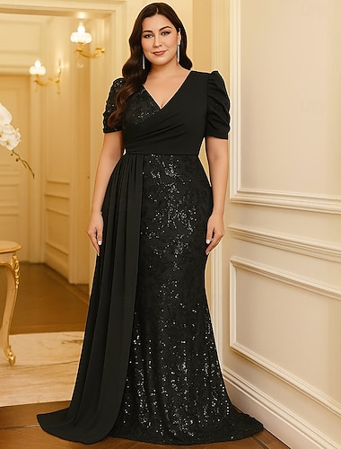  Ołówkowa / Kolumnowa Sięgająca podłoża Suknia Suknia wieczorowa Sukienka wierzchnia Krótki rękaw W serek Elegancja Zabytkowe Ozdobny Poliester Sukienka dla matki panny młodej z Koraliki Cekin