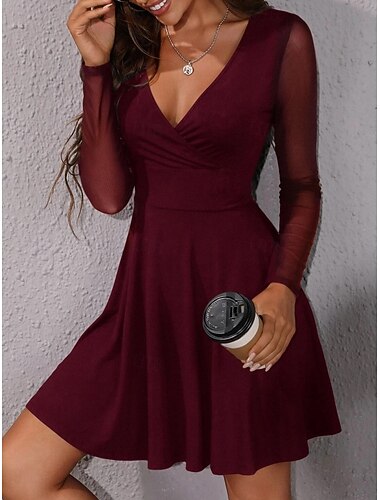  בגדי ריקוד נשים שמלת מיני שמלה עם כיווץ במותן יום יומי יומי רגיל אחיד שרוול ארוך צווארון V שחור יין אביב סתיו