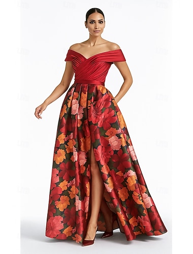  A-linja Kokopitkä Iltapuku Ball Gown Tyylikäs Lyhythihainen Olkaimeton Muodollinen Häät Tasku Satiini Nylon kanssa Tasku