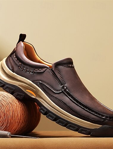  Pánské kotníkové boty z umělé kůže v hnědé barvě – stylové s prošívanými detaily a trakční podrážkou, ideální pro turistiku, outdoorová dobrodružství a celodenní pohodlí