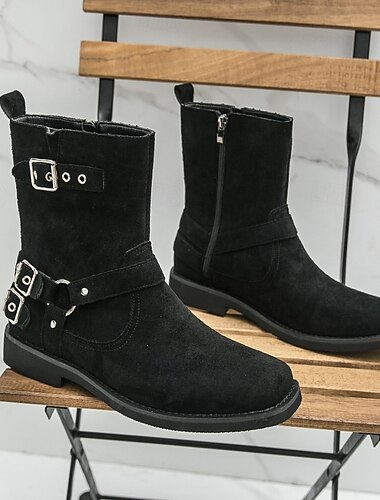 Svarte herrestøvletter med semsket skinn og spenne – elegante og allsidige, perfekte for uformelle utflukter og vintermote   Svarte herrestøvletter med semsket skinn og spenne – elegante og allsidige, perfekte for uformelle utflukter og vintermote