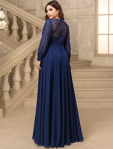  A-linje Gulvlengde Formell kjole Aftenkjole Langermet Crew-hals Elegant Årgang Plusstørrelse Polyester Kjole til brudens mor med Blonder Plissert