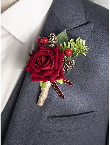  Julesett med røde roser og boutonniere til dame, elegant blomsterarmbånd og nål med kongler &bær til festen &vinterbryllup