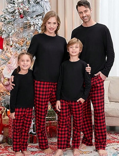  Familiestil Jul Julefamiliepyjamas Pyjamas Familiesett Ruter Hjem Trykt mønster Rød Langermet Daglig Matchende antrekk