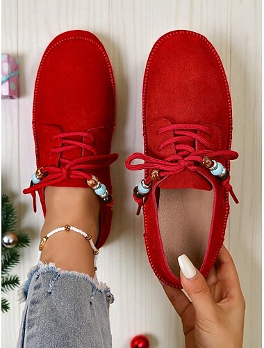  Røde mokkasinloafers med perlebesatte snørebånd for kvinner – koselige juleslippers for kvinner – ideelle for jul, vinterkomfort og avslappede dager