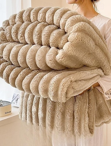  بطانية فاخرة من فرو الأرانب بلون سادة سميكة دافئة من مخمل الحليب لغطاء أريكة السرير أو المكتب أو القيلولة بطانية ناعمة ومريحة لجميع المواسم