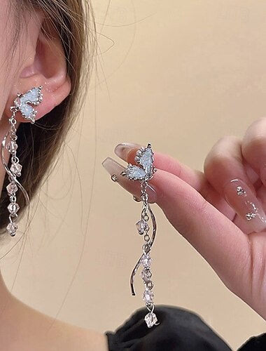  Elegantní visací náušnice s motýly – stříbrné náušnice s dlouhým řetízkem a krystalovými akcenty pro ženy