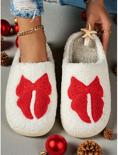  Γυναικείες λευκές παντόφλες με κόκκινο σχέδιο με φιόγκο - μαλακές και ζεστές παντόφλες εσωτερικού χώρου, ιδανικές για ζεστά χειμωνιάτικα βράδια και χριστουγεννιάτικα πρωινά