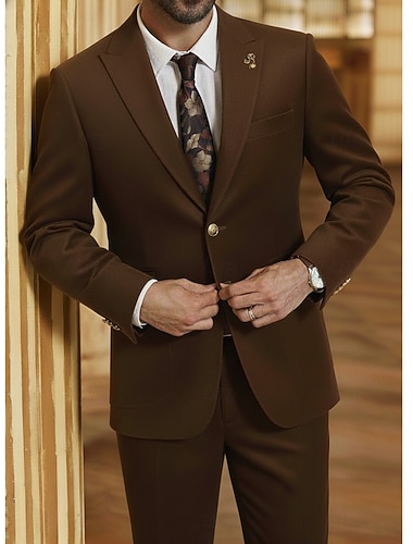 Terno masculino casual de veludo para casamento, lapela pontuda, bordô, verde escuro, moda empresarial, cor sólida, ajuste sob medida, 2 peças, abotoamento simples, dois botões   Terno masculino casual de veludo para casamento, lapela pontuda, bordô, verde escuro, moda empresarial, cor sólida, ajuste sob medida, 2 peças, abotoamento simples, dois botões