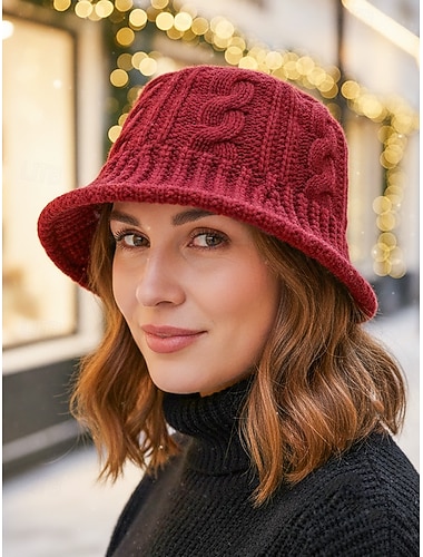Cappello da pescatore natalizio in maglia da donna, caldo cappello invernale in maglia a trecce per donna, berretto morbido e accogliente per le vacanze, per l'outdoor e per l'abbigliamento casual   Cappello da pescatore natalizio in maglia da donna, caldo cappello invernale in maglia a trecce per donna, berretto morbido e accogliente per le vacanze, per l'outdoor e per l'abbigliamento casual