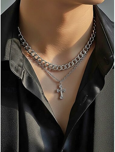  Herrehalskæde i titaniumstål med korsvedhæng – slidstærkt, stilfuldt design til hverdagsbrug og særlige lejligheder