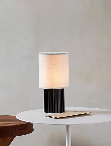  Lámpara de mesa minimalista inalámbrica de aluminio marrón