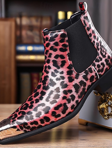  Botas Chelsea masculinas com estampa de leopardo marrom – design moderno e ousado, ideais para looks casuais, estilo urbano e ocasiões que exigem um toque de moda.
