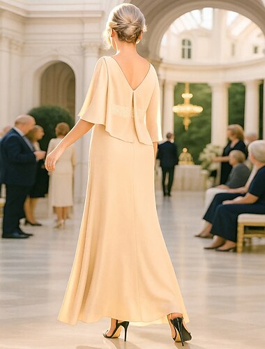  A-Line Gulvlængde Festkjole Bryllupsgæstkjole Formelle Kjoler Mor til Bruden Kjole Korte Ærmer V-Hals Elegant Vintage Chiffon med Plisseringer