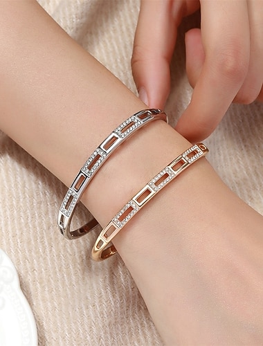  Bracelet Géométrique Zircon Séries de totem Mode Personnalisé Tendance Bracelet Bijoux Argent Doré Carré pour Mariage Soirée Fiançailles Bal de promo