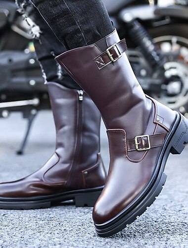  Botas de motociclista masculinas em couro sintético marrom – duráveis e estilosas, com detalhes de fivela, perfeitas para o Natal e aventuras de inverno.
