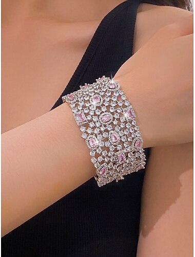  צמיד רחב עם קריסטל ואבני חן לנשים - תכשיט נוצץ ויציב למסיבות ואירועי ערב &אירועים מיוחדים