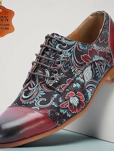  Miesten mustat nahkaiset ja kukkakuvioiset nauhakengät - muodikkaat jalkineet puolivirallisiin kokoontumisiin, iltajuhliin ja trendikkääseen vapaa-ajan käyttöön