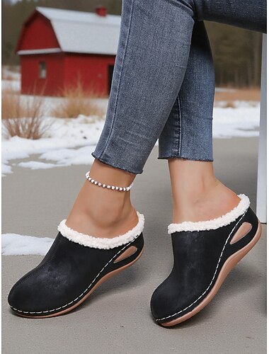  أحذية نسائية شتوية مبطنة بالفرو - بطانة من الفرو الصناعي الناعم، مثالية للراحة الداخلية أو الملابس الشتوية غير الرسمية، متوفرة بألوان متعددة
