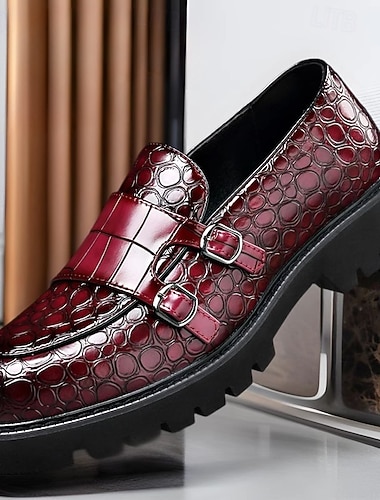  Heren imitatieleren bordeauxrode loafers met gespaccent – luxe instappers voor chique gelegenheden en feestdagen
