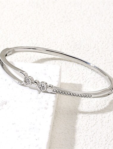  Zirkonium Klassisk Totem-serien Elegant Mote Personalisert trendy Chrome Armbånd Smykker Sølv / Gull Til Bryllup Fest Engasjement Skoleball