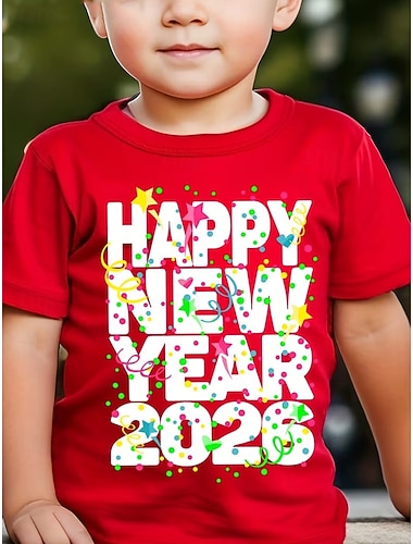  T-shirt en coton pour garçon, thème Nouvel An 2026, lettres graphiques noires et rouges &T-shirt à numéro, blouse à col rond et manches courtes, vêtement d'extérieur quotidien, mode streetwear,
