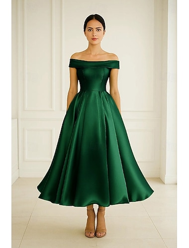  Krój A Lekko nad kolana Sukienka koktajlowa Elegancja Ślub nieformalny / dzienny Półformalne / Koktajlowe Bez rękawów Z odsłoniętymi ramionami Impreza w ogrodzie Ślub Satyna z Plisy