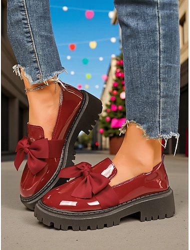  Damen Burgunderfarbene Lackleder Slip-On Loafers mit Schleife – Chunky Plattformschuhe für lässige Ausflüge Alltagstragen und Weihnachtsferien