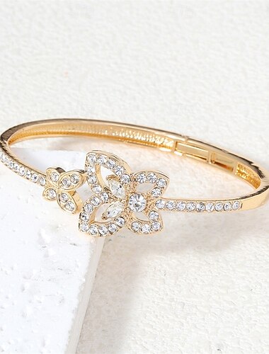  Kubisk Zirkonium Klassisk Utskjæring Sommerfugl Mote Personalisert Kunstnerisk trendy Chrome Armbånd Smykker Sølv / Gull Til Bryllup Fest Engasjement Skoleball
