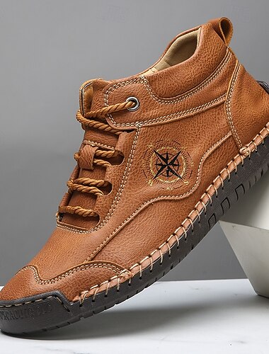  Brune herresneakers i kunstskinn med snøring – stilige og allsidige, flotte for jobb, fritidsklær og utendørsaktiviteter