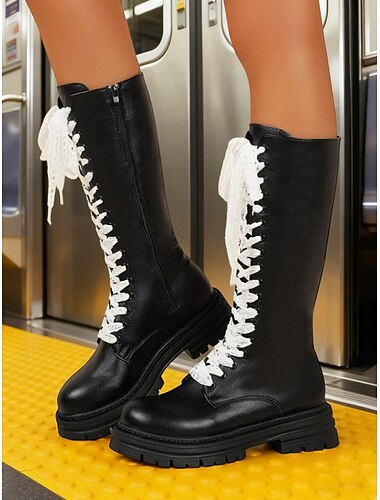  Damskor med snörning, grov sula och spetsdetaljer – punkrock-stil för vardagsbruk, dagliga utflykter och gatumode