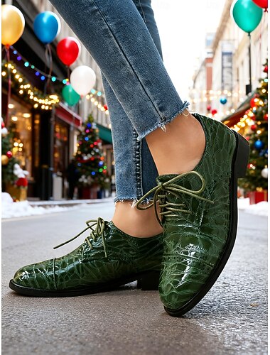  Grønne oxfordsko med krokodillemønster til dame – klassiske snøresko til formelle anledninger, forretnings- og høytidsanledninger